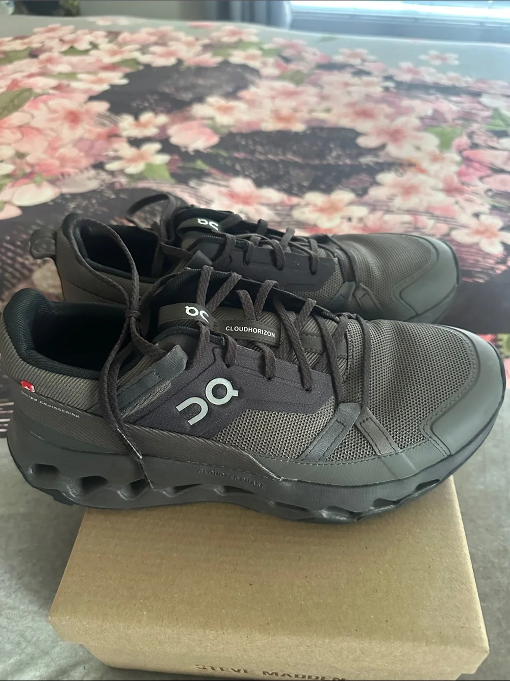 Women’s On Cloud Cloudhorizon Size 9.5